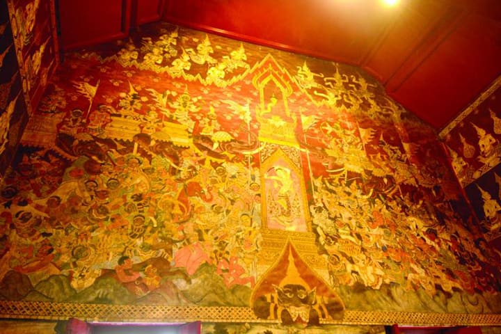 Wat mahathat worawihara mural